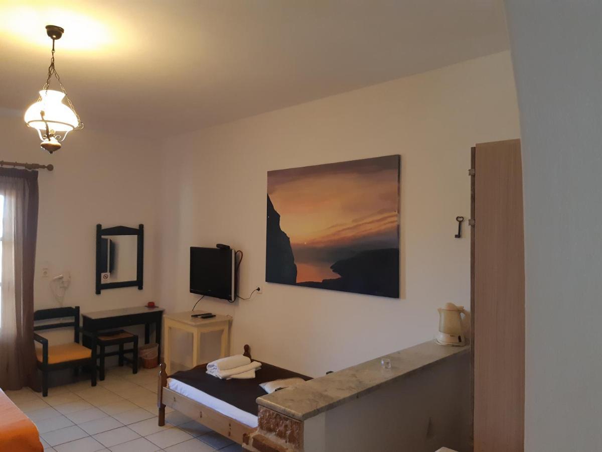 Pagali Hotel Ormos Aigialis Экстерьер фото