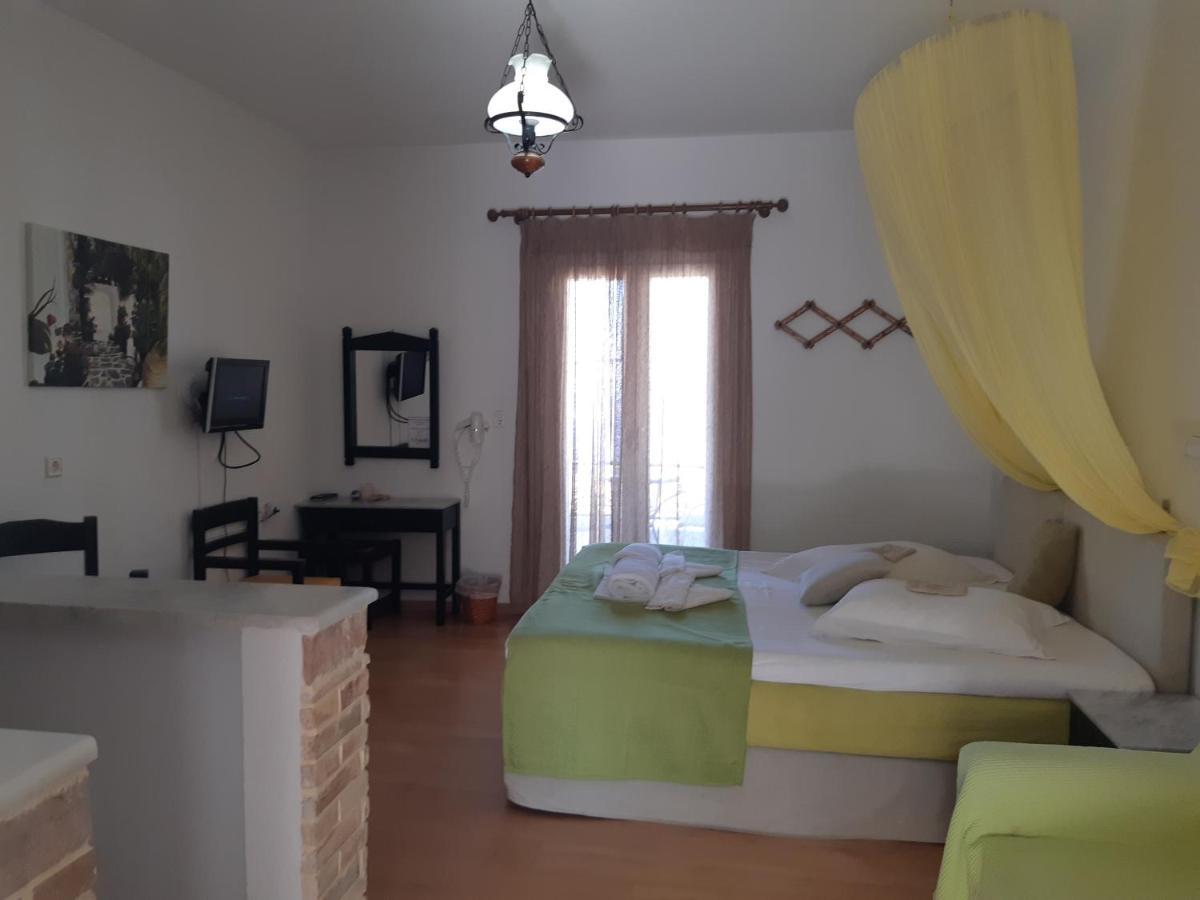 Pagali Hotel Ormos Aigialis Экстерьер фото